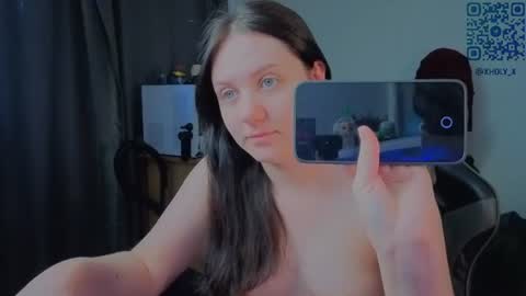 Kviki online show from 06/10/26, 02:45