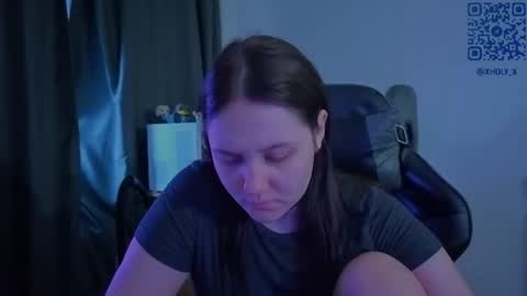 Snapshot of holy_kveta chatting on 07/26/26, 02:31 Kviki online show from 07/26/26, 02:31
