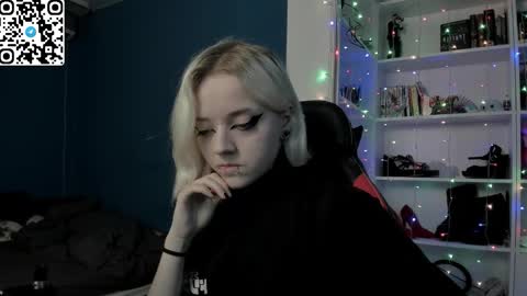 holy_mistresss online show from 12/14/25, 10:31