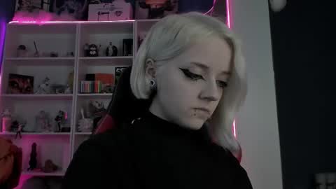 holy_mistresss online show from 04/10/26, 10:20