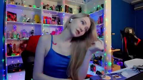 Rumi online show from 12/16/25, 09:25