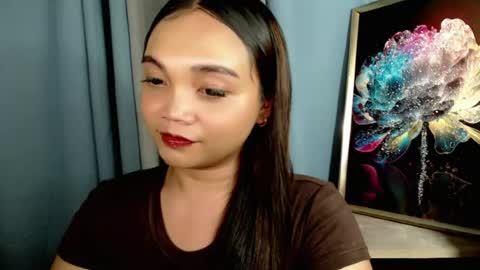 Snapshot of holy_shine chatting on 07/22/26, 12:02 Bella online show from 07/22/26, 12:02