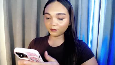 Snapshot of holy_shine chatting on 07/29/26, 11:14 Bella online show from 07/29/26, 11:14