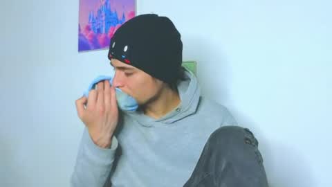      online show from 04/12/26, 06:07