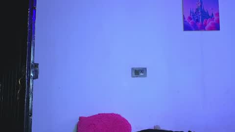 Snapshot of holy_taby_ chatting on 07/11/26, 04:15 online show from 07/11/26, 04:15