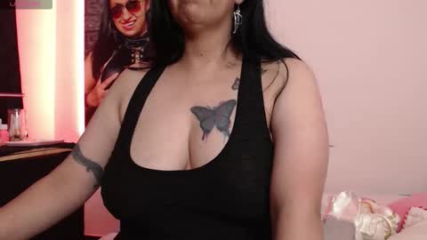 Milena online show from 10/10/25, 11:04