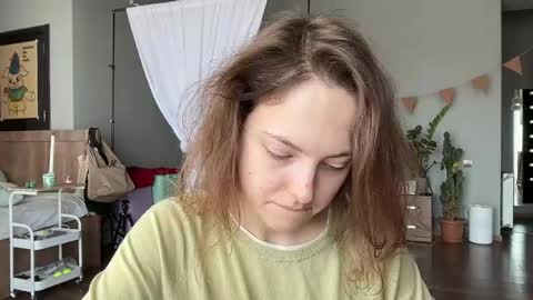 Snapshot of holydori chatting on 04/30/26, 09:37 dori not holy get my tg channel with link from description under last photo online show from 04/30/26, 09:37