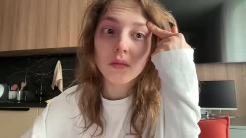 Snapshot of holydori chatting on 06/02/26, 04:47 dori not holy get my tg channel with link from description under last photo online show from 06/02/26, 04:47