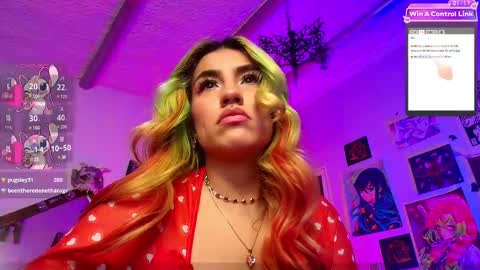 Snapshot of holyeva chatting on 02/19/25, 12:25 online show from 02/19/25, 12:25