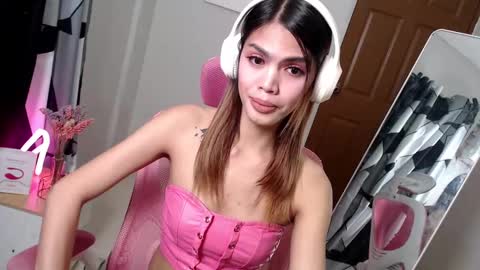 Patricia online show from 02/27/25, 02:21