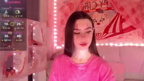 Snapshot of holymiax chatting on 10/24/25, 03:47 Mia online show from 10/24/25, 03:47