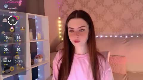 Mia online show from 06/14/26, 03:41