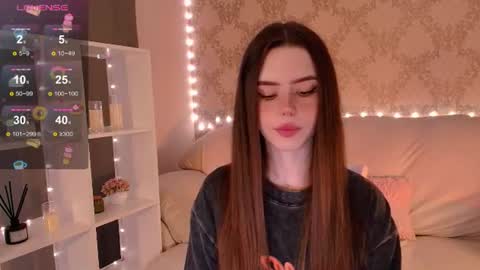 Mia online show from 06/24/26, 03:38