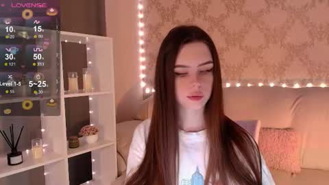 Mia online show from 07/05/26, 03:45