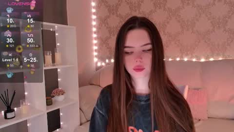 Mia online show from 07/10/26, 03:55