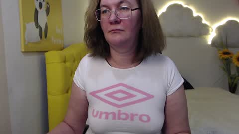 Snapshot of holymilfa chatting on 02/08/25, 02:16 holymilfa online show from 02/08/25, 02:16