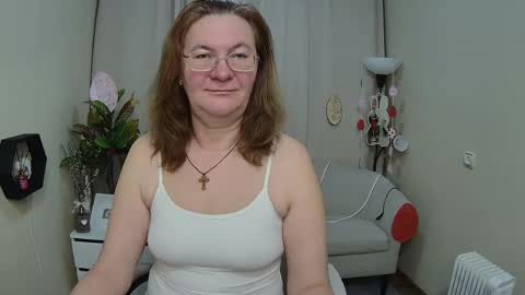 holymilfa online show from 04/14/26, 07:03