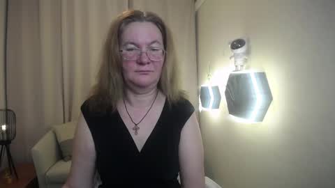 holymilfa online show from 04/22/26, 07:11