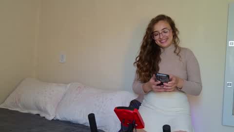 Snapshot of homeofsex_ chatting on 09/09/25, 12:05 Jack and Sally online show from 09/09/25, 12:05