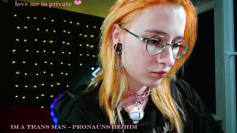 Snapshot of honelin chatting on 01/28/25, 09:50 Honelints boyblonde hair AsterMIntfemboybrown hair online show from 01/28/25, 09:50