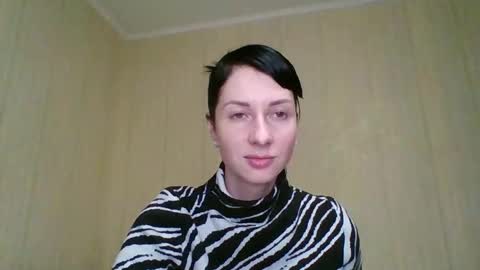 honey 777  online show from 02/15/26, 11:52