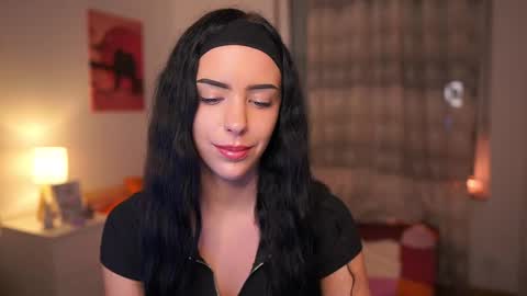 Kate online show from 09/18/25, 06:21