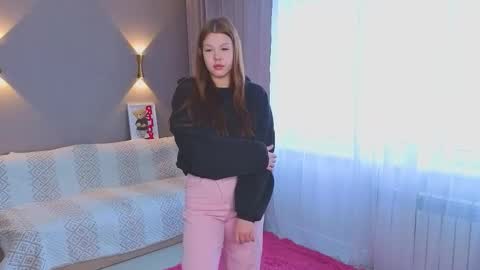 girl next door named Dira online show from 03/01/26, 05:42