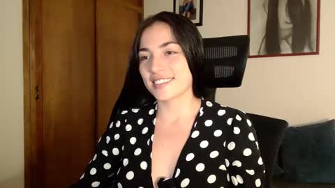 Honey Aynu online show from 04/21/26, 08:23