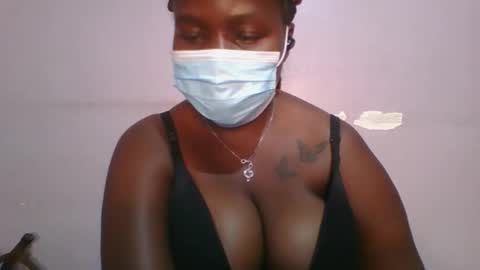 honey_beb online show from 09/16/25, 07:48