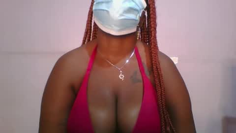 honey_beb online show from 09/18/25, 02:57