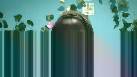 Queen online show from 09/26/25, 08:13