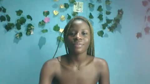 Queen online show from 09/30/25, 08:47