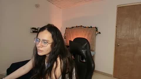   online show from 09/16/25, 01:34