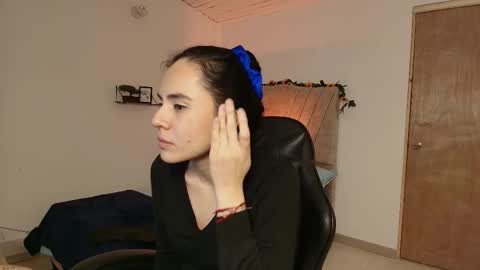   online show from 09/17/25, 01:35
