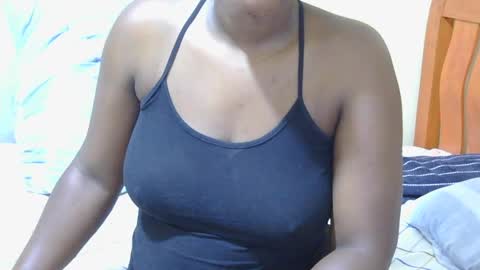 Snapshot of honey_caddy chatting on 06/20/26, 04:37 honey_caddy online show from 06/20/26, 04:37