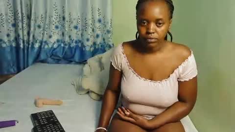 Snapshot of honey_caddy chatting on 07/03/26, 04:02 honey_caddy online show from 07/03/26, 04:02