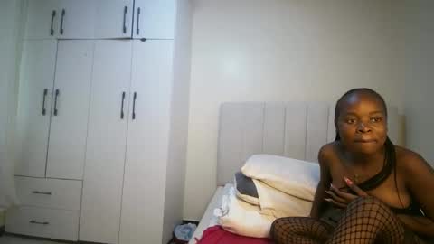 honey drop online show from 04/01/26, 01:41