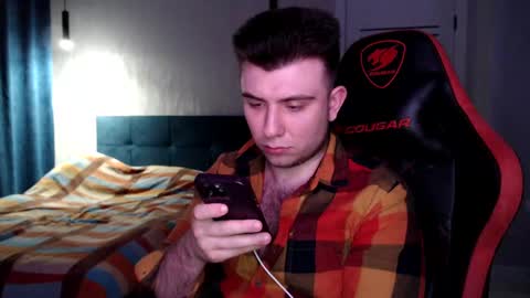 Wolfy online show from 02/19/25, 12:14