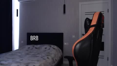 Wolfy online show from 03/12/26, 06:41