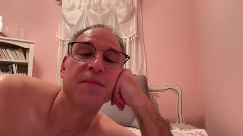 honey_man14 online show from 10/24/25, 06:15