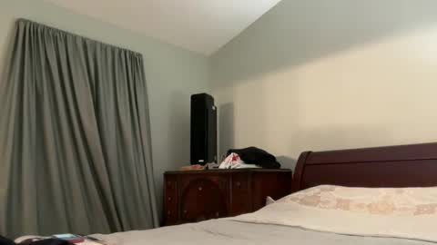 honey_man14 online show from 01/06/26, 07:50