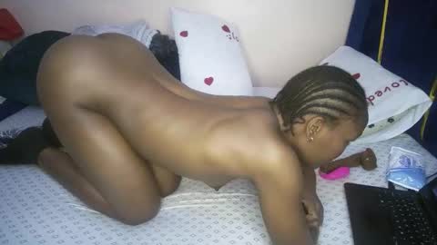 honey_nubia0 online show from 03/20/26, 12:32