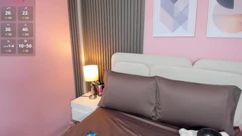 honey_sofii_ online show from 11/06/25, 11:22