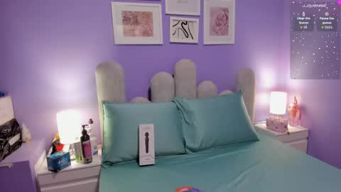 honey_sofii_ online show from 05/20/26, 11:16