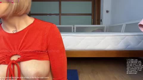 Snapshot of honey_sunshine chatting on 01/08/26, 11:56 Jenyanew vid how I squirt in forest in bio online show from 01/08/26, 11:56