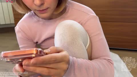 Snapshot of honey_sunshine chatting on 02/23/26, 10:34 Jenyanew vid how I squirt in forest in bio online show from 02/23/26, 10:34