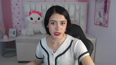 Snapshot of honey_torres_sub chatting on 01/23/25, 08:13 HONEY online show from 01/23/25, 08:13