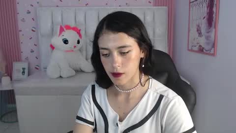 Snapshot of honey_torres_sub chatting on 01/23/25, 11:15 HONEY online show from 01/23/25, 11:15