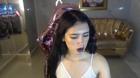 Snapshot of honey_torres_sub chatting on 02/01/25, 07:02 HONEY online show from 02/01/25, 07:02