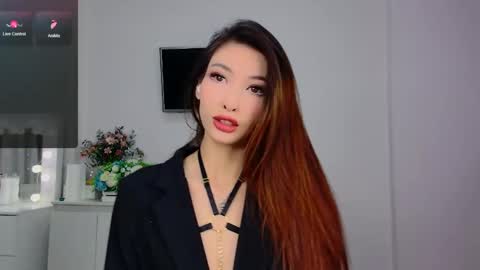 yani  online show from 02/14/25, 11:20